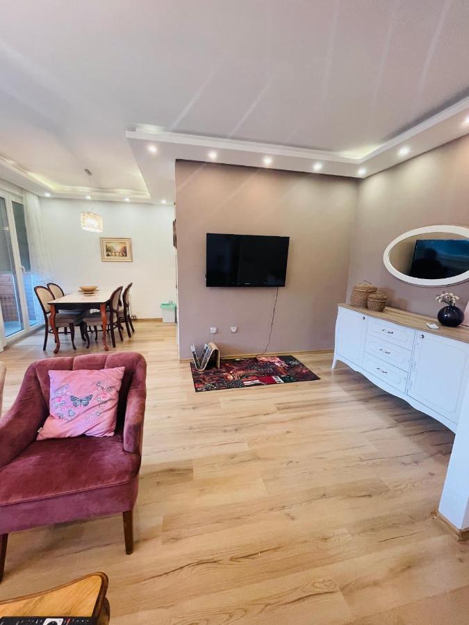 Apartman Centar Sa Sigurnim Parkingom SJJ Exterior photo
