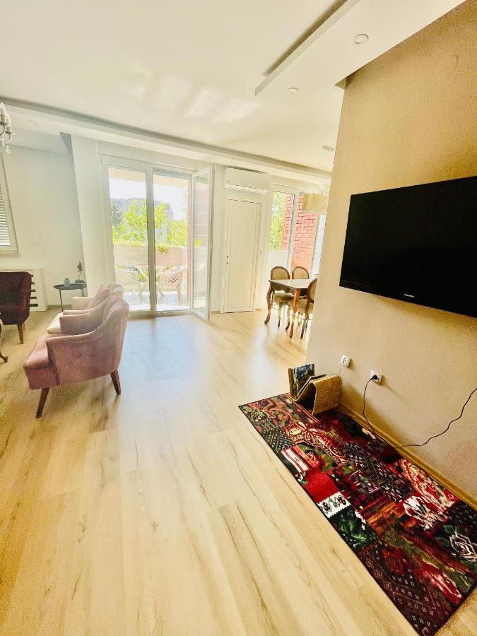 Apartman Centar Sa Sigurnim Parkingom SJJ Exterior photo